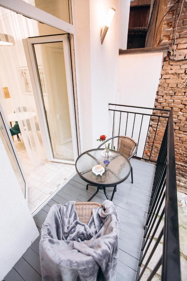 Apartment On Mosyazhna Street 4 Lwów Zewnętrze zdjęcie