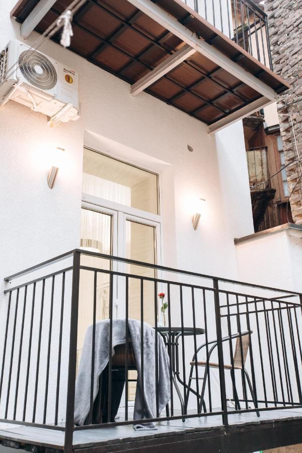 Apartment On Mosyazhna Street 4 Lwów Zewnętrze zdjęcie